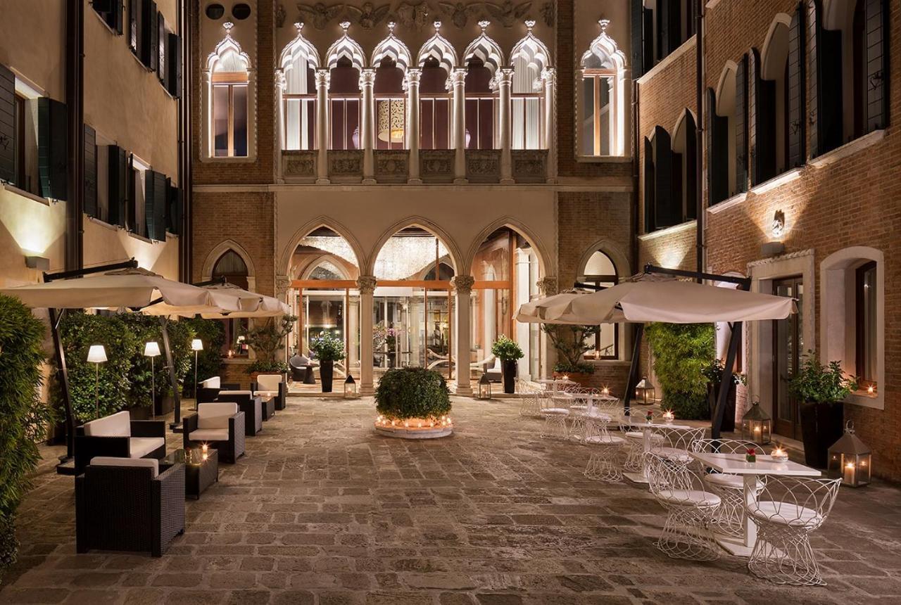 Sina Centurion Palace Венеция Екстериор снимка