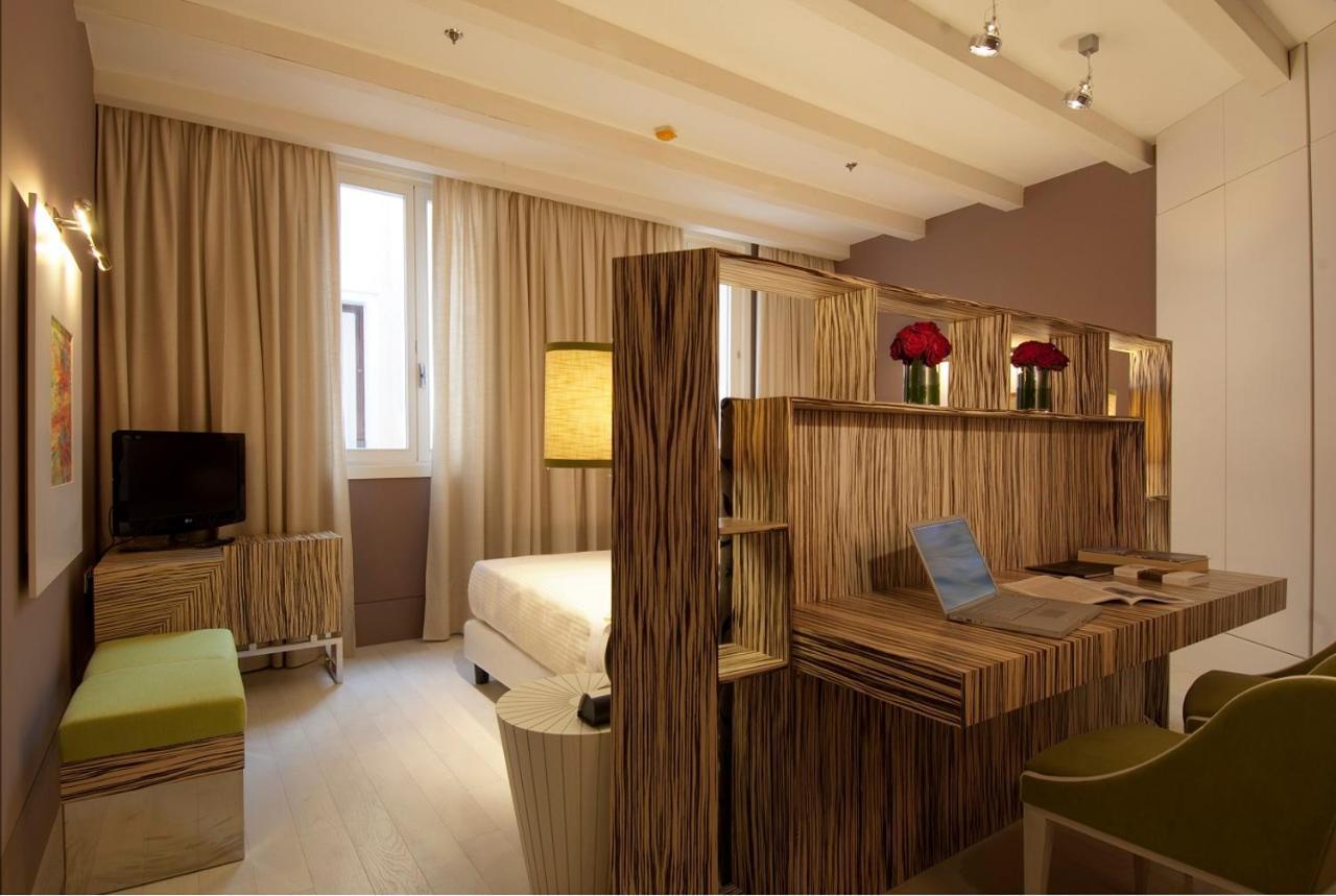 Sina Centurion Palace Венеция Екстериор снимка